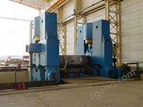 四輥卷板機(jī)